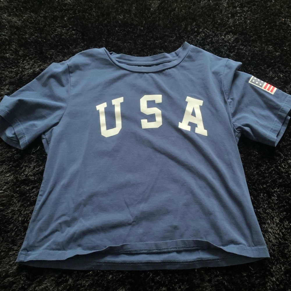 M small cropped Tee